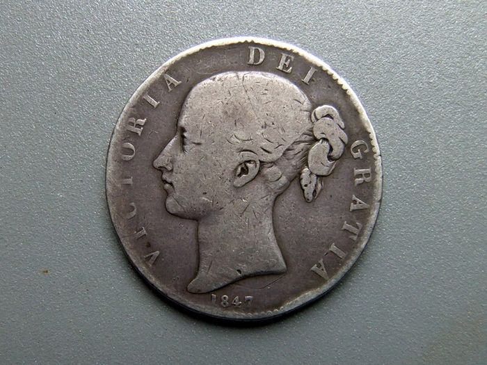1847 Crown