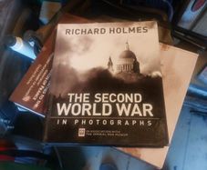 the second world war in photographs