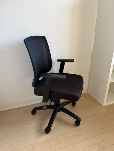 Office chair - Black