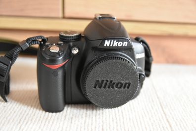 Nikon D3000 camera body - faulty