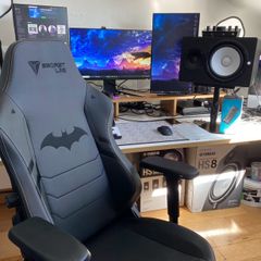 Secretlabs Batman Chair