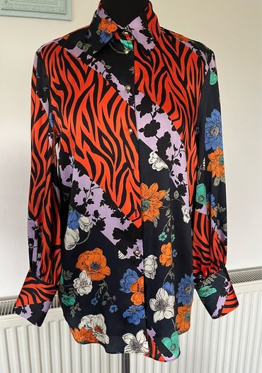 River Island