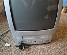 philips crt tv and vhs combi