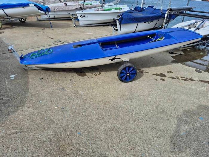 sailing dinghy