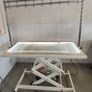 Electric dog grooming table with LED lighting Image 3