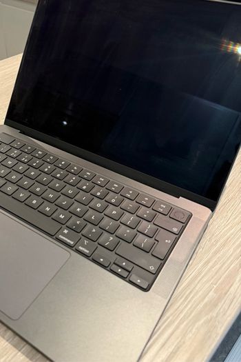 MacBook Pro 14" M4