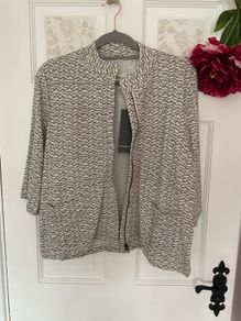 jacket Bnwt Streetone casual jacket style unlined size 12 khaki & cream
