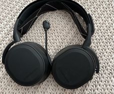 Steelseries Arctis 9 Wireless Gaming Headphones