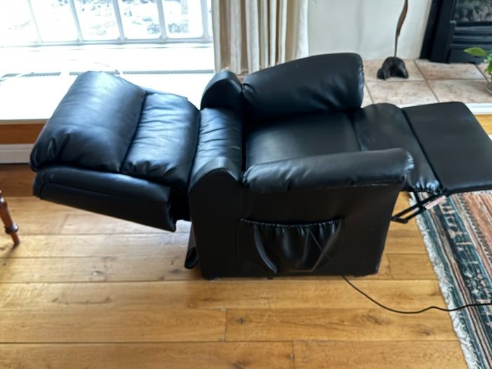 Riser Recliner Chair