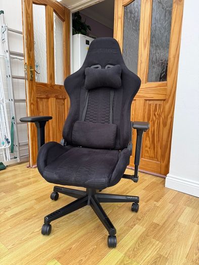 Gaming chair