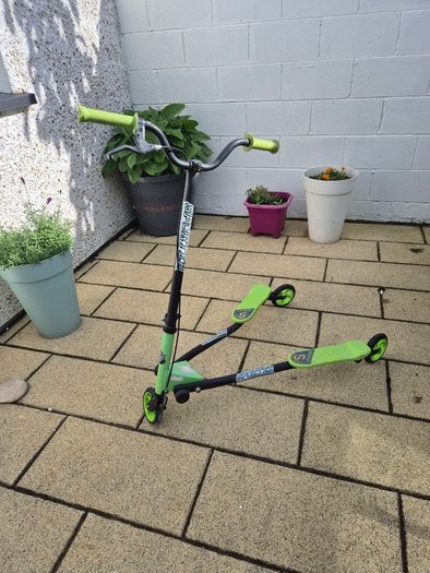 Flicker sporter scooter