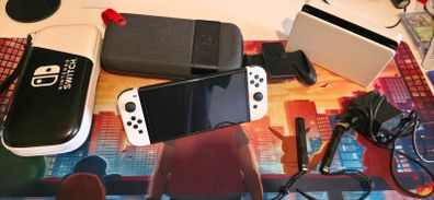 Nintendo Switch OLED Bundle