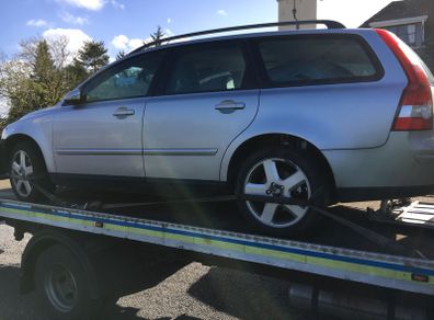 Volvo V50 1.6 Diesel parts for breaking