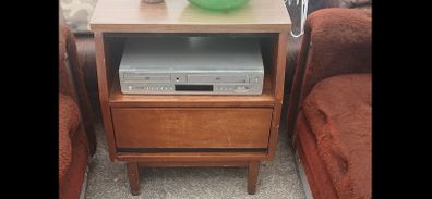 Retro 70s Record Player Stand