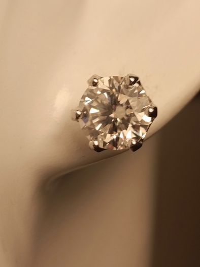 1 carat + 1 carat Moissanite Solitaire Stud Earrings
