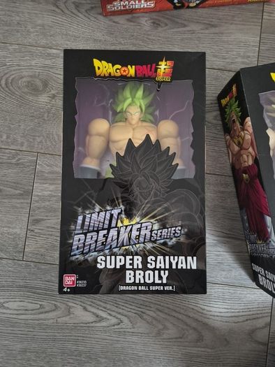 dragon ball limit breaker series,super saiyan broly,chase figure and normal fig