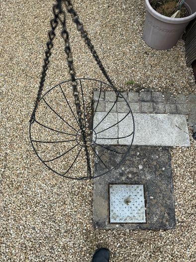 Metal Hanging Basket