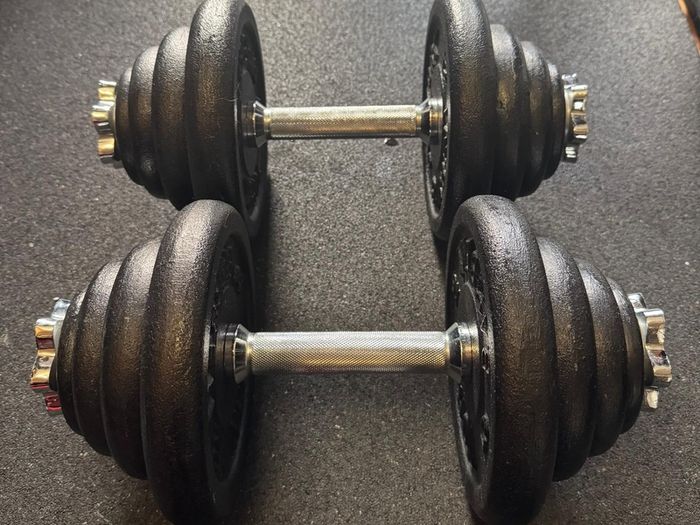 2 x 20KG Adjustable Dumbbells