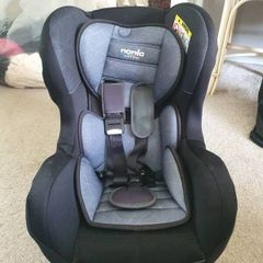 childs car seat