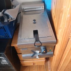 Lincat DF33 fryer