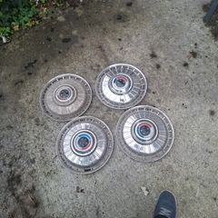 chevrolet hug caps
