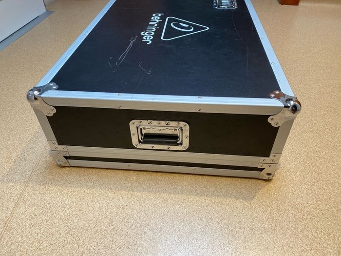Behringer X32 fight case