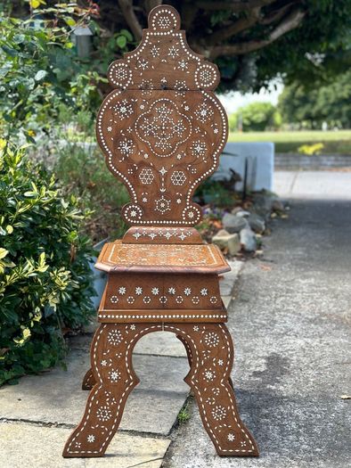 Solid Walnut Sgabello Hall Chair - 1840-1850 (must see)