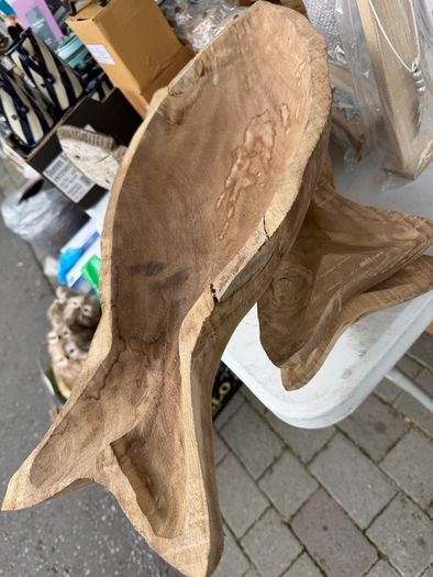 Beautiful hand-carved rustic wooden bowl/platter shaped like a fish. Features stunning natural wood grain patterns and character. Perfect as a unique table centerpiece, fruit bowl, keys tray, or coastal-themed home