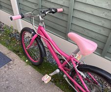Girls Raleigh Bike