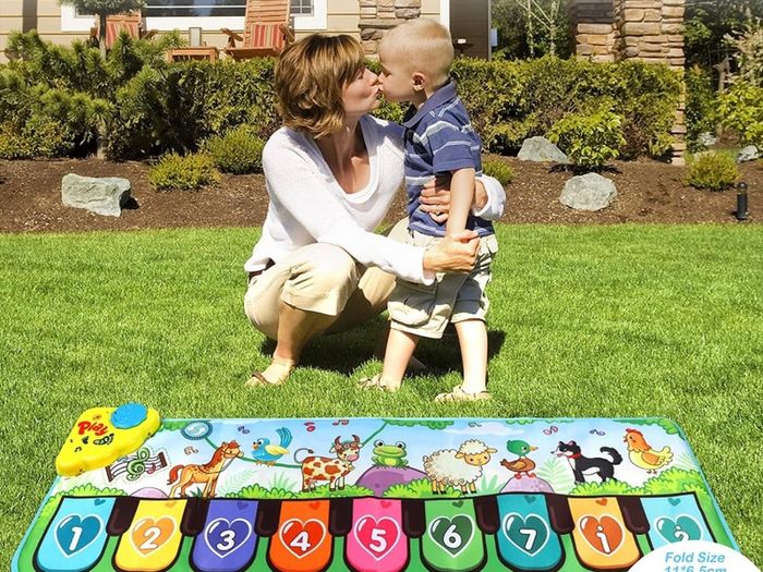 Kids Piano Mat Music Dance Mats Multi-function Touch Play Keyboard Mat with 9 Keys & 8 Animal Sounds Musical Carpet Mat Dancing Toy Educational Musical Instruments Toys for Age 3+ Boys Girls