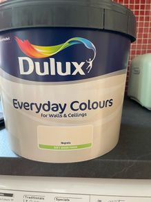Dulux Matt interior wall paint