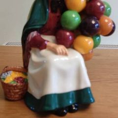 Royal Doulton The Old Balloon Seler