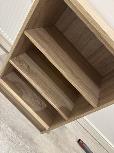 shelving unit
