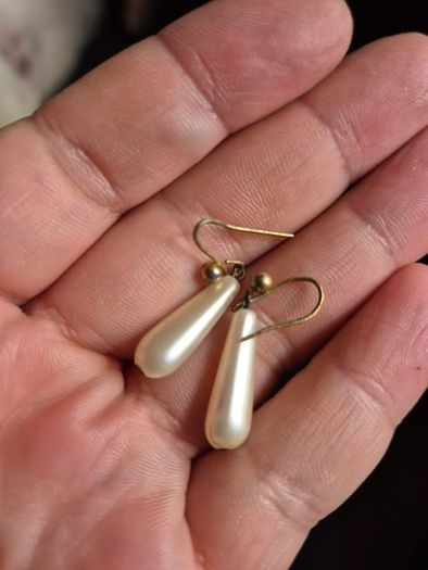 Small vintage earrings