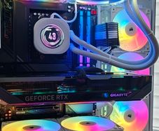 Custom gaming PC 9800x3d 64gb rtx5070