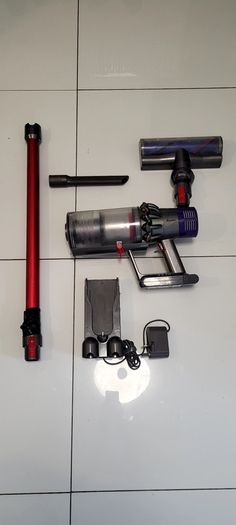 Dyson cyclone V10