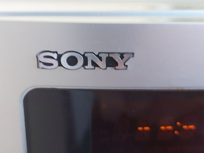 Sony Micro Hi-Fi Component System, Model CMT-CPZ1, Radio, Tape CD, mini disc link, all working great and in excellent condition