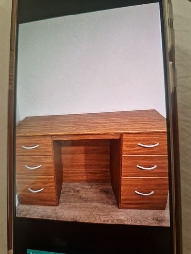 makeup study desk
