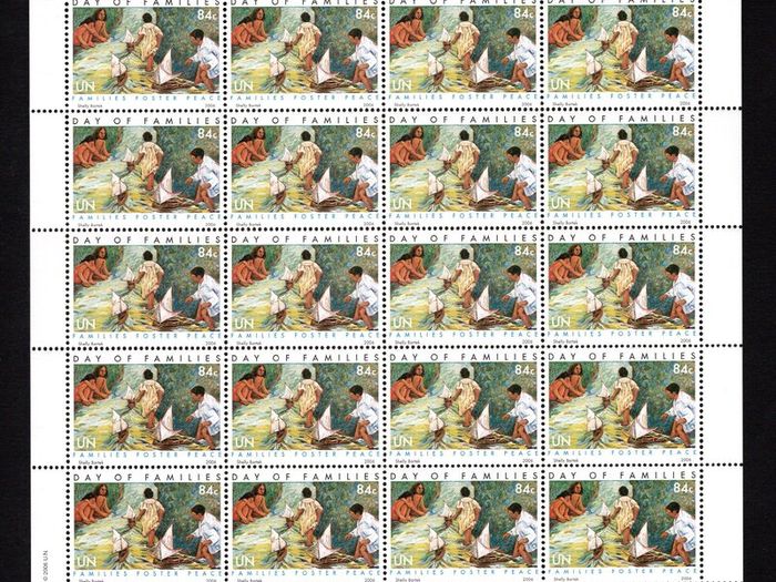 2006 United Nations New York International Day of Families Commemorative Stamps Sheet Mint Never Hinged (MNH)