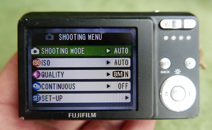 Fujifilm FinePix J Series J10 8.2MP Digital Camera - Black , Tested works well