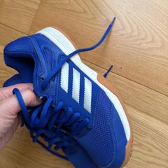 boy shoes  / runners / trainers Adidas size 3,5
