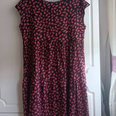 A-line tiered dress, loose fitting, versatile