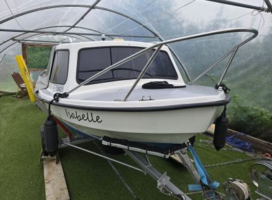 Dijon 14 ft day Boat Tohatsu Outboard and trailer