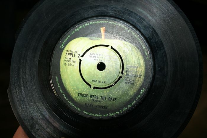 Single Vinyl's  85 pieces