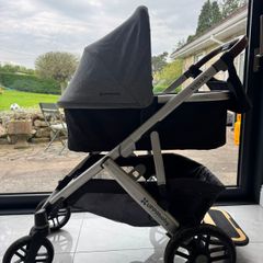Pram and Bassinet