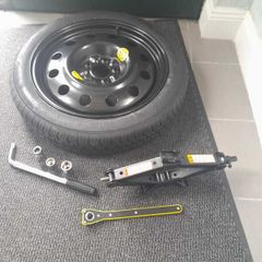 18" Spare wheel with jack and accessories
