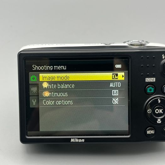 Nikon Coolpix L25 10.1MP Digital Camera White