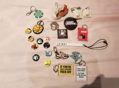 pins badges keychains