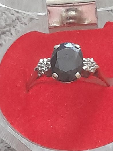 ladies 9ct gold ring