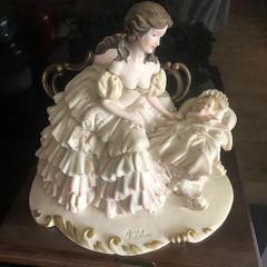 Belcari figurine